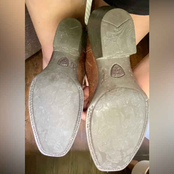 Ariat Women's Legend Leather Western Cowboy Boots - Size 9B - Picture 4 of 11